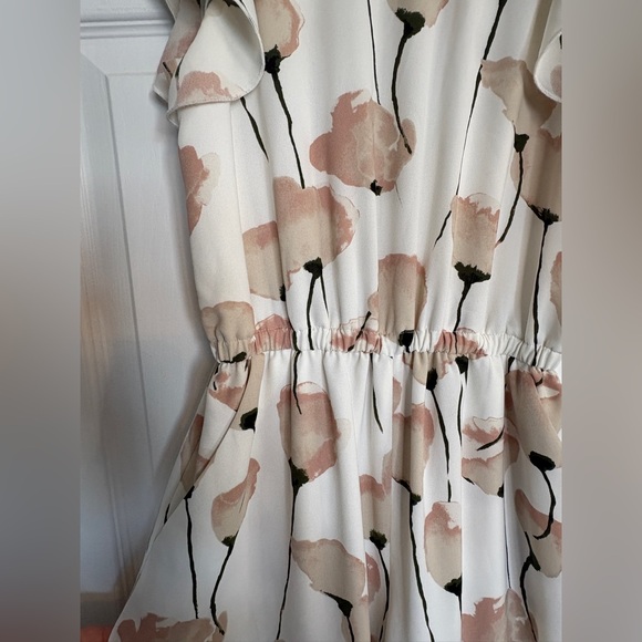 WILFRED Floral Jumpsuit - Picture 4 of 12